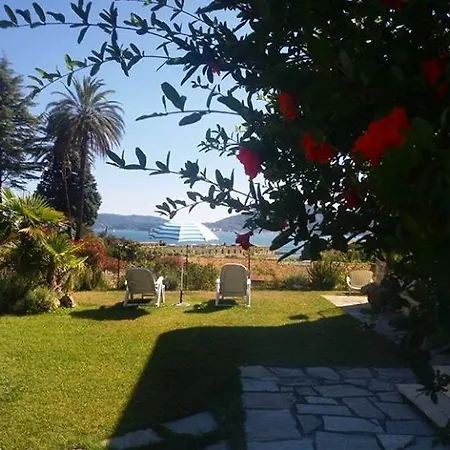 Konukevi Il Giardino Sul Golfo *